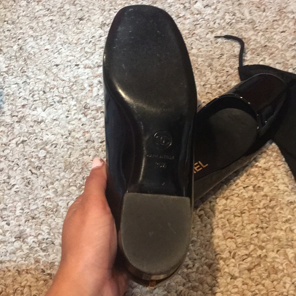 Channel Work Shoes - Picture 4 of 6